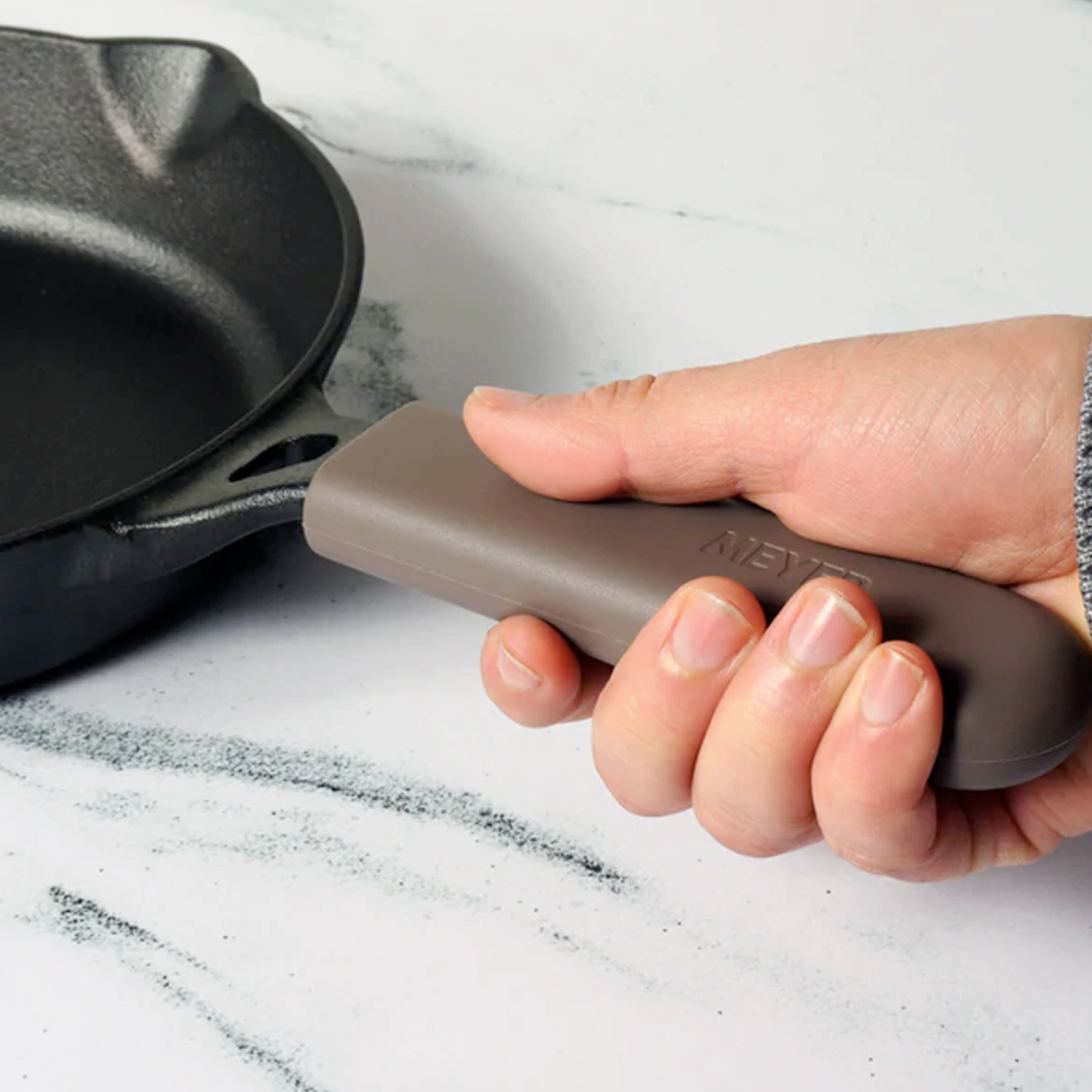 Meyer Cast Iron Fry Pan Silicone Hot Handle Holder | Frying Pan Holder | Iron Fry Pan Handle Holder | Grip Cover for Cast Iron Skillet | Heat Resistant Pot Holder for Cast Iron Cookware, Brown