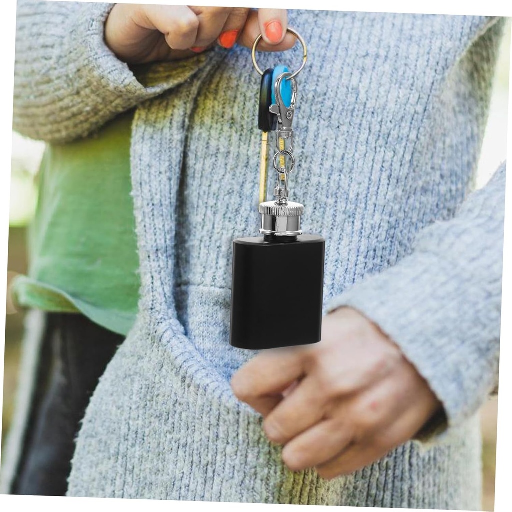 ciieeo-mini-keychain-hip-flask-stainless-5.jpg