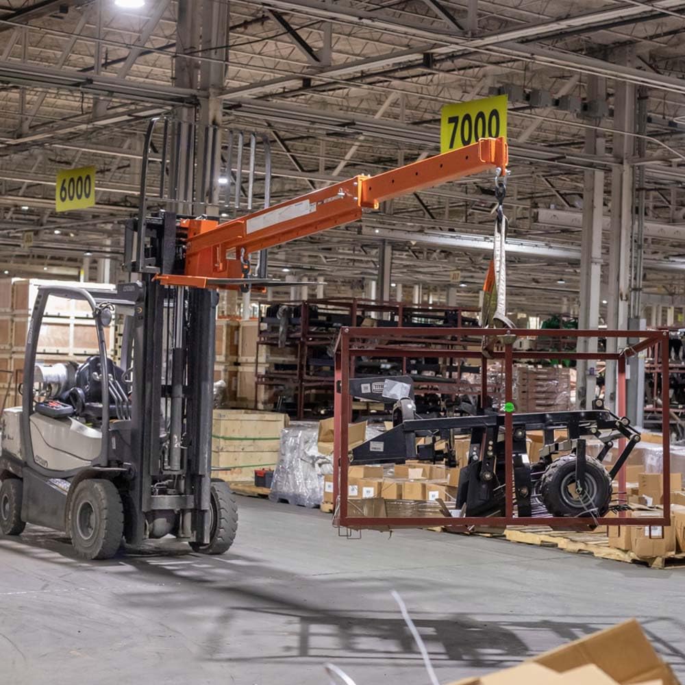 titan-attachments-fork-mounted-jib-boom--5.jpg