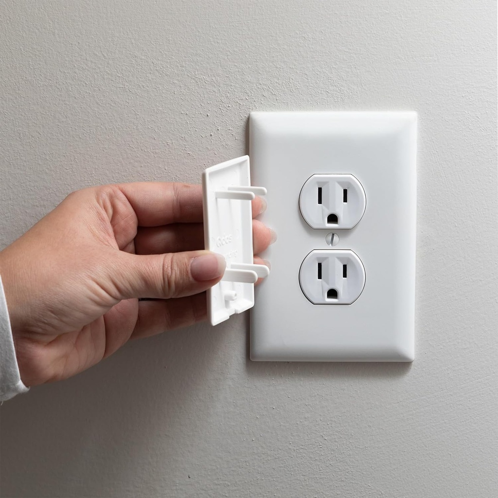 qdos-safety-stayput-double-outlet-plug-c-3.jpg