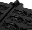 12-fish-shaped-holes-waffle-making-machi-4.jpg
