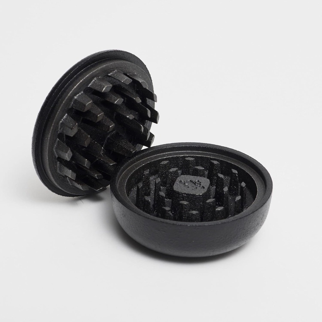 skeppshult-cast-iron-spice-grinder-circu-2.jpg