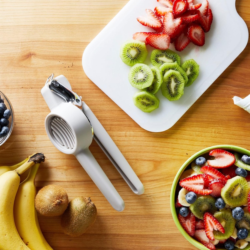 chefn-freshforce-hand-held-slicer-slices-6.jpg
