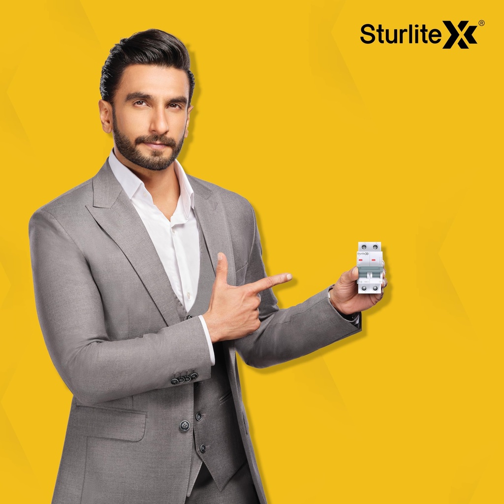 sturlite-titan-shield-32a-three-pole-mcb-81Mmp0OYy1L.jpg