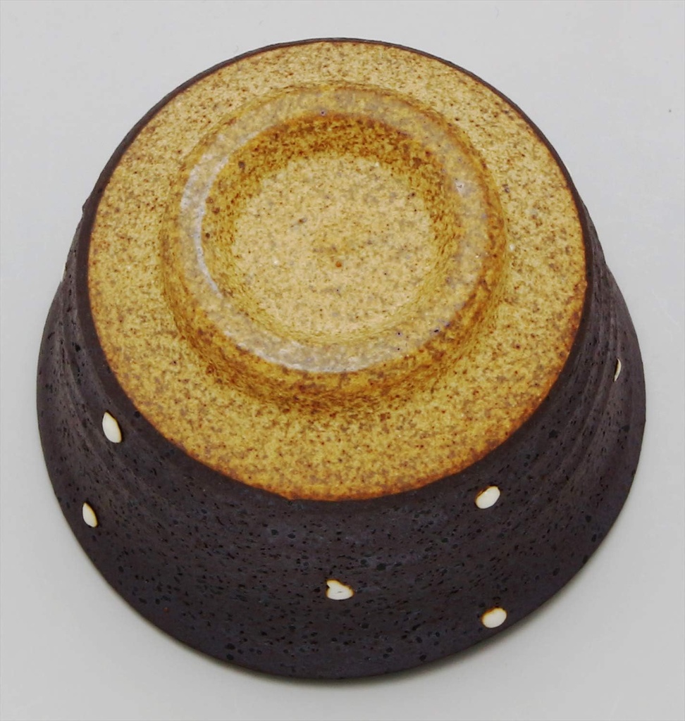 mino-ware-131-1751-guinomi-sake-cup-appr-4.jpg