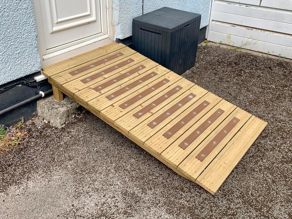 anti-slip-decking-strips---pack-of-5-16--2.jpg